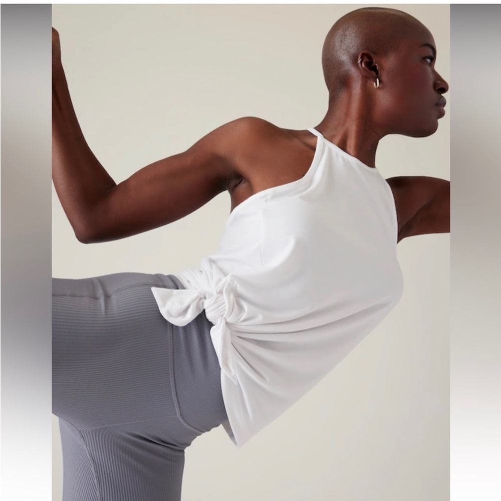 ATHLETA Essence Explore Camisole - Small petite SP NWT